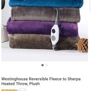 Reversible Fleece to Sherpa Heated Throw - purple.